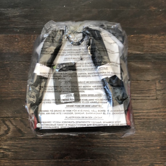 Loungefly collection exclusive LF Minnie  polka dot mini backpack black NWT - Picture 4 of 5